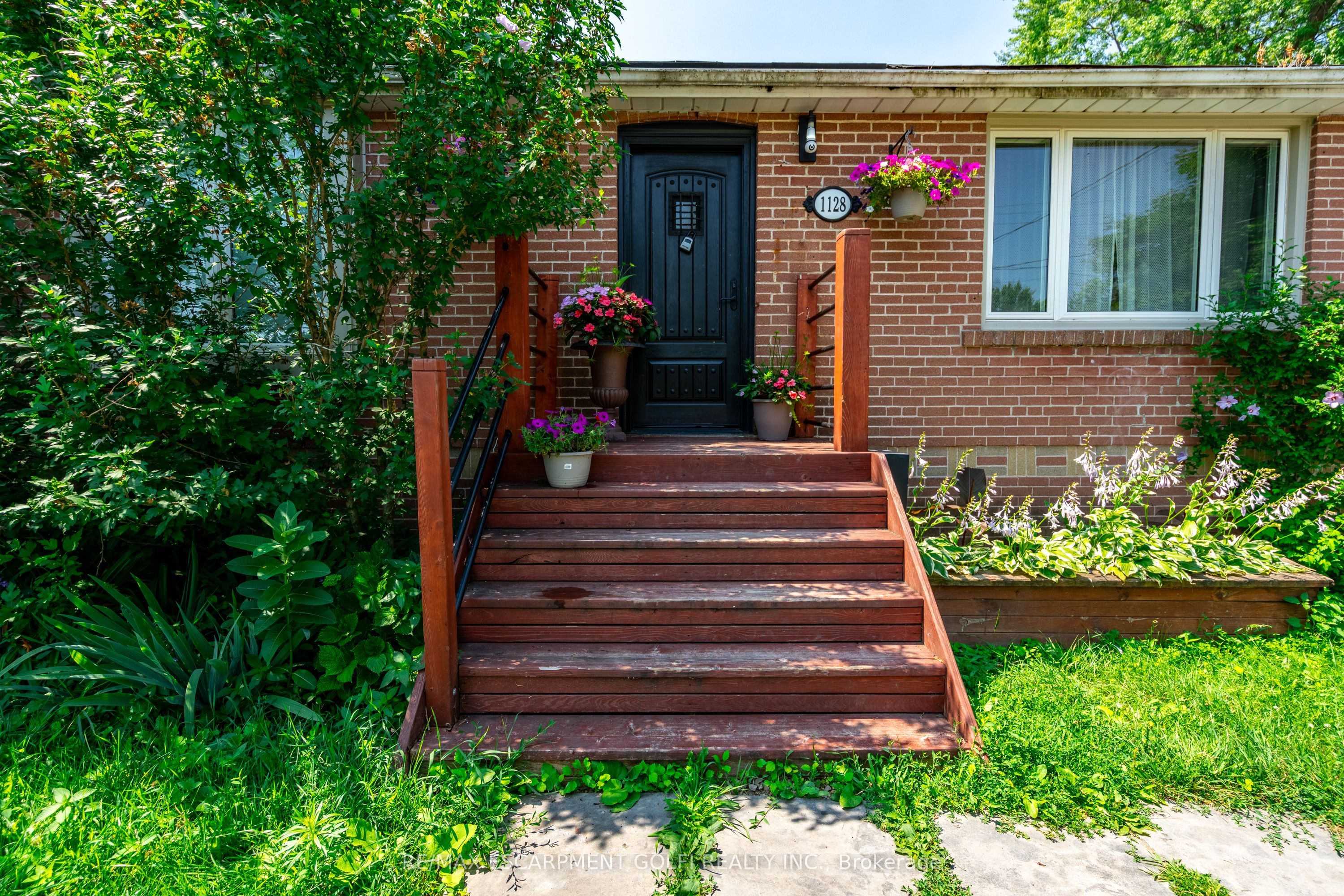 1128 Homewood Drive