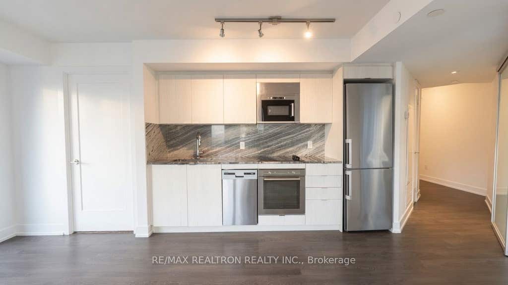 Photo of 5 Mabelle Avenue #2533, Toronto, ON M9A 0C8 (MLS # W13580038)