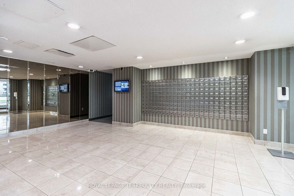 Photo of 299 Mill Road #210, Toronto, ON M9C 4V9 (MLS # W12403020)