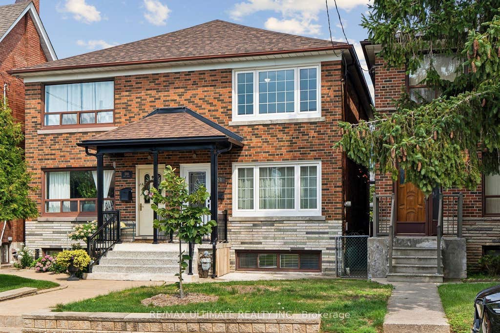 Photo of 124 Hope Street, Toronto, ON M6E 1K1 (MLS # W13705662)