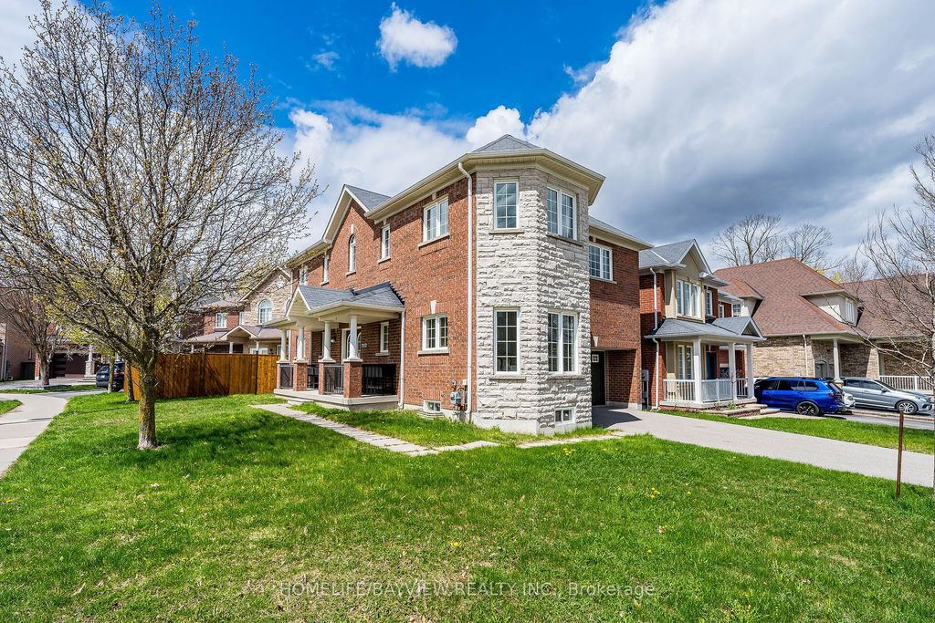 Photo of 212 Ray Snow Boulevard, Newmarket, ON L3X 3J3 (MLS # N13076348)