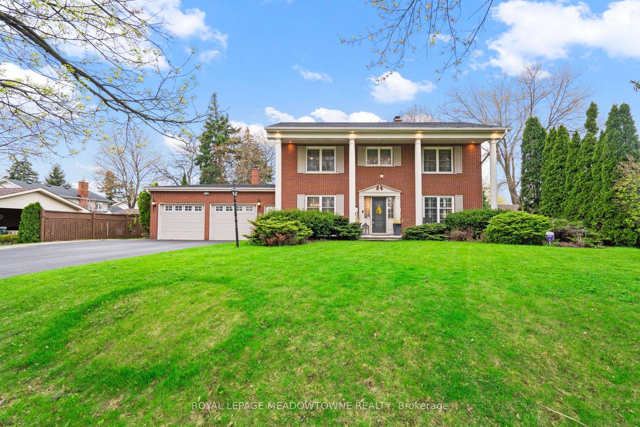 415 Highside Drive