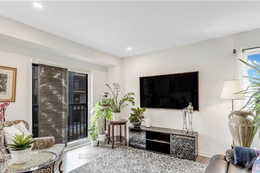 Photo of 558 Recolte Private, Orleans - Cumberland and Area, ON K1E 0B4 (MLS # X12731386)