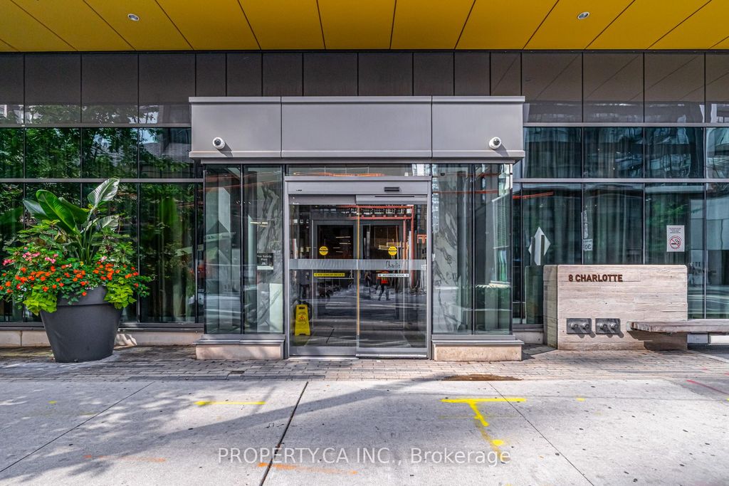 Photo of 8 Charlotte Street #3207, Toronto, ON M5V 0K4 (MLS # C12436414)