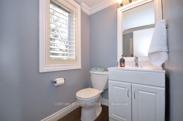 107 Bristol Road E 100