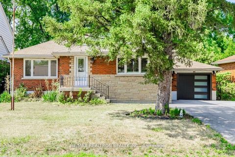 79 Blanmora Drive Hamilton ON L8G 2A9
