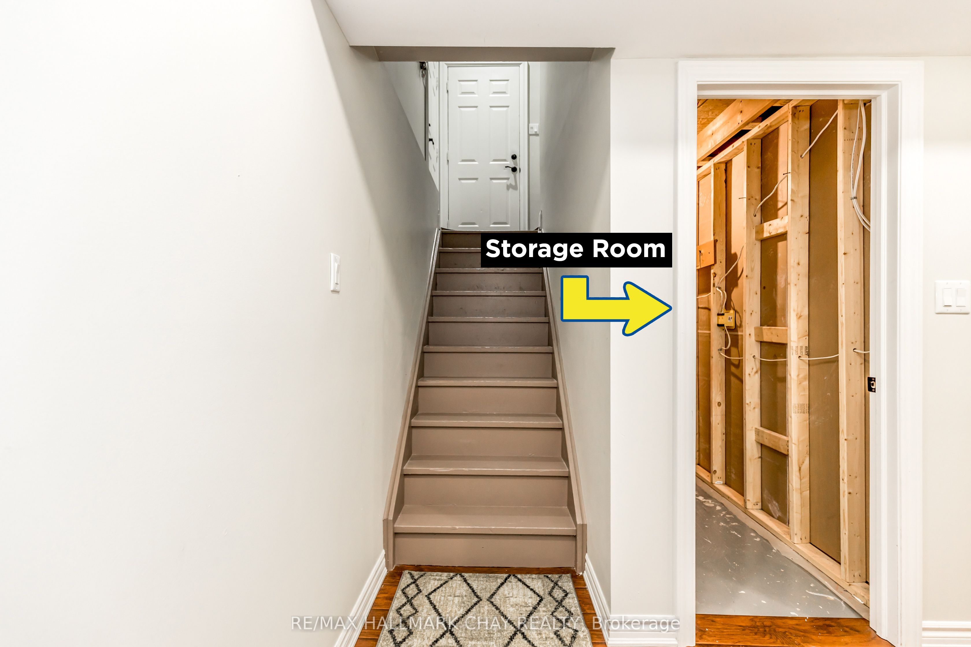 160 Golden Gate Circle Lower