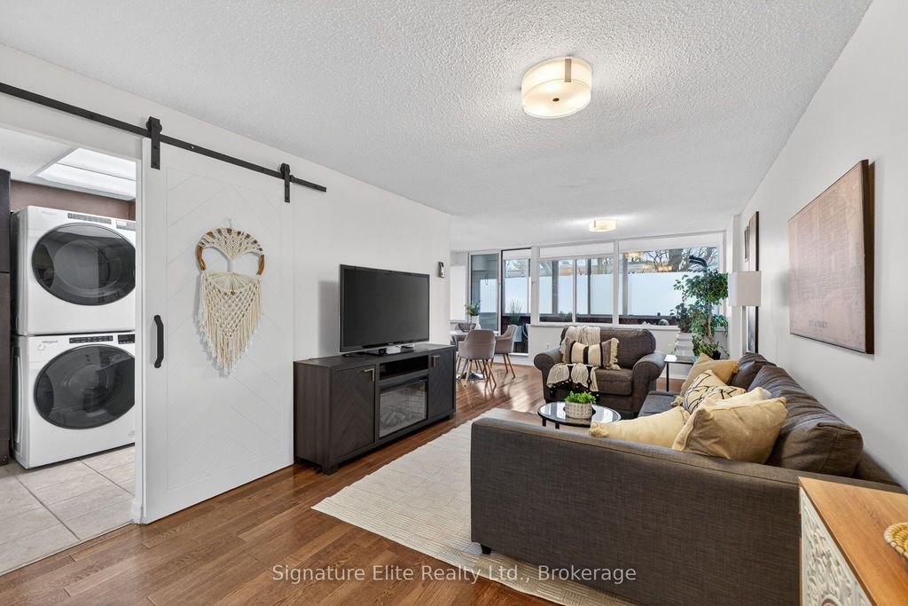 Photo of 3000 Bathurst Street #104, Toronto, ON M6B 3B4 (MLS # C12676066)