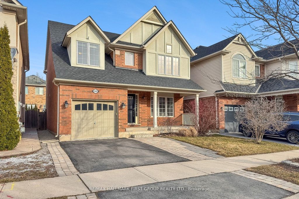 Photo of 929 Bessy Trail, Milton, ON L9T 0H2 (MLS # W13073014)