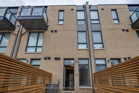 Photo of 28 Turtle Island Road, Toronto, ON M6A 2M5 (MLS # C12608124)