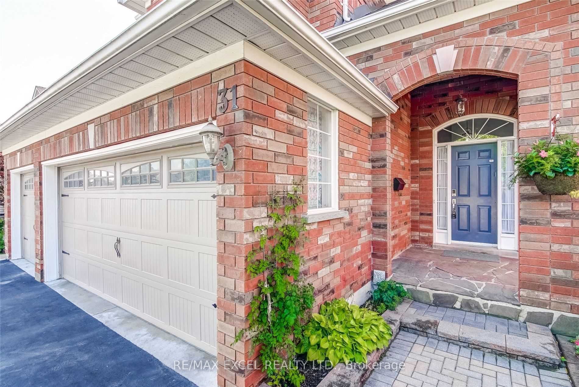 31 Green Meadow Crescent Upper Level