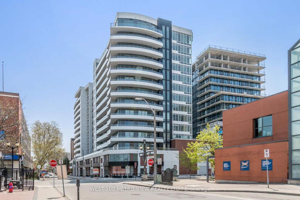 Photo of 212 King William Street #822, Hamilton, ON L8R 3P2 (MLS # X13442726)