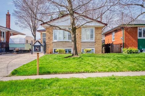 12 Leavenworth Crescent Toronto ON M9C 1T4