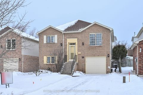 10 Lawton Court Orangeville ON L9W 4X4