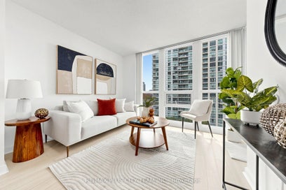 18 Harbour Street 1206 Toronto ON M5J 2Z6