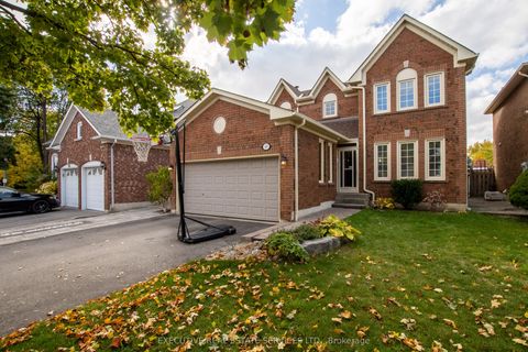 Photo of 48 Eagleridge Drive, Brampton, ON L6R 1E9 (MLS # W12501322)