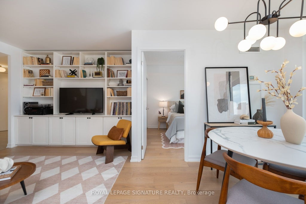 Photo of 816 Lansdowne Avenue #1309, Toronto, ON M6H 4K6 (MLS # W13527222)