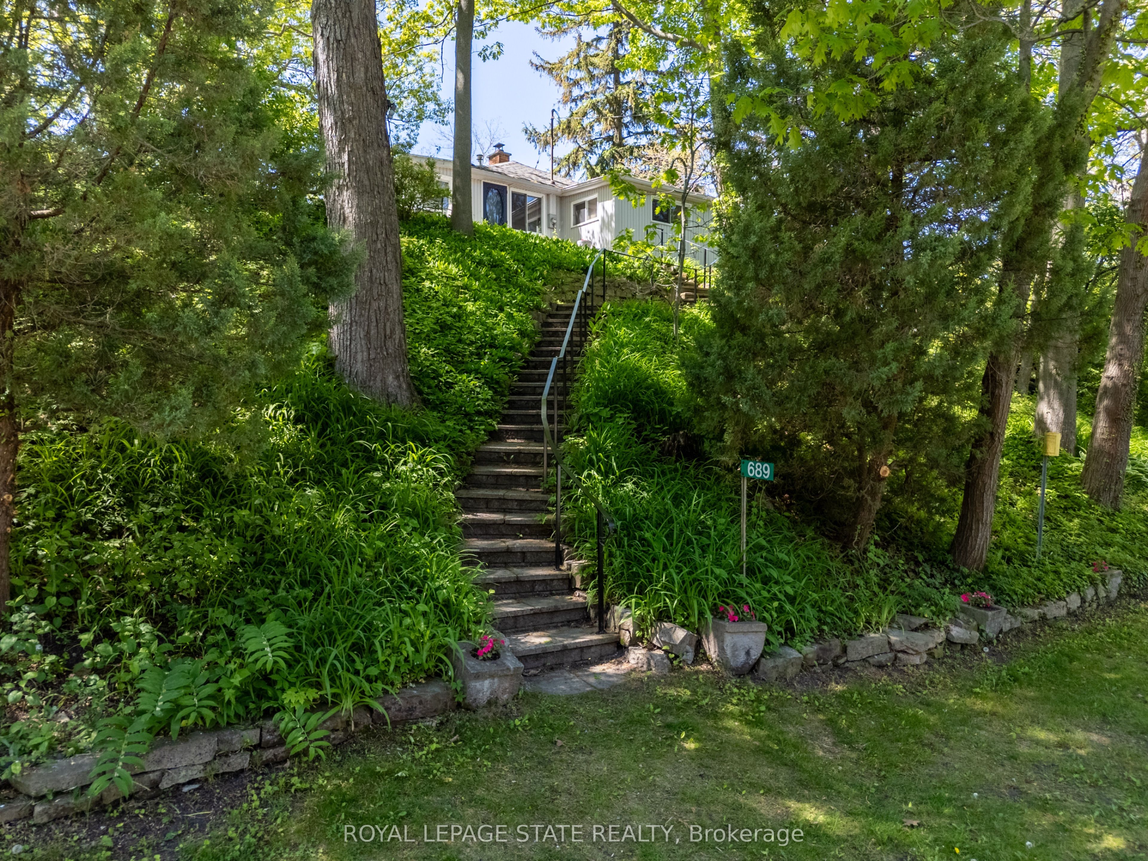 689 Sandy Bay Road