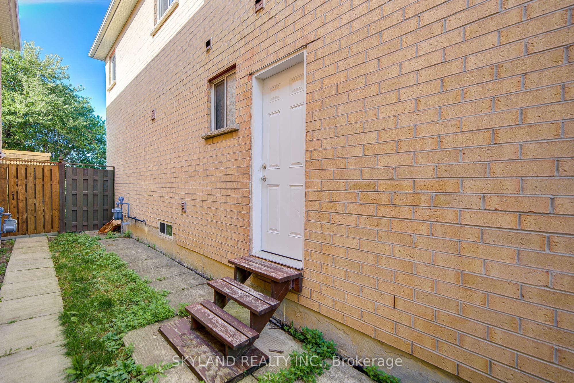78 Monteith Crescent