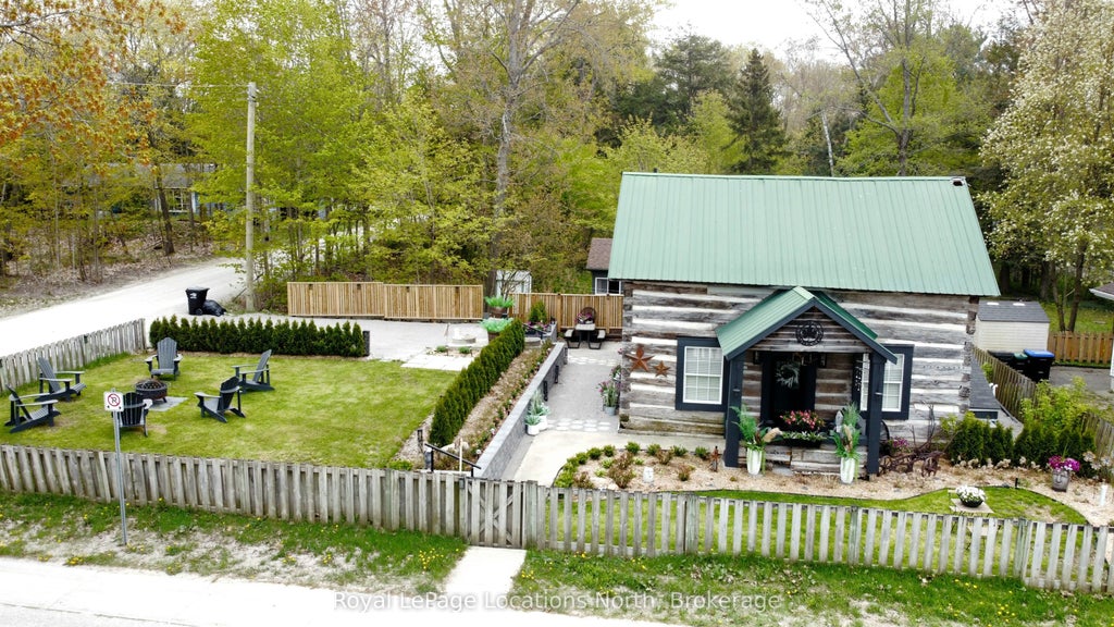 Photo of 347 Balm Beach Road W, Tiny, ON L0L 2J0 (MLS # S13859414)