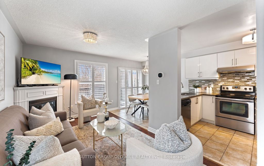 Photo of 15 Katrina Court, Toronto, ON M6L 3G3 (MLS # W12971908)