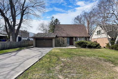 50 Henderson Avenue Markham ON L3T 2K7