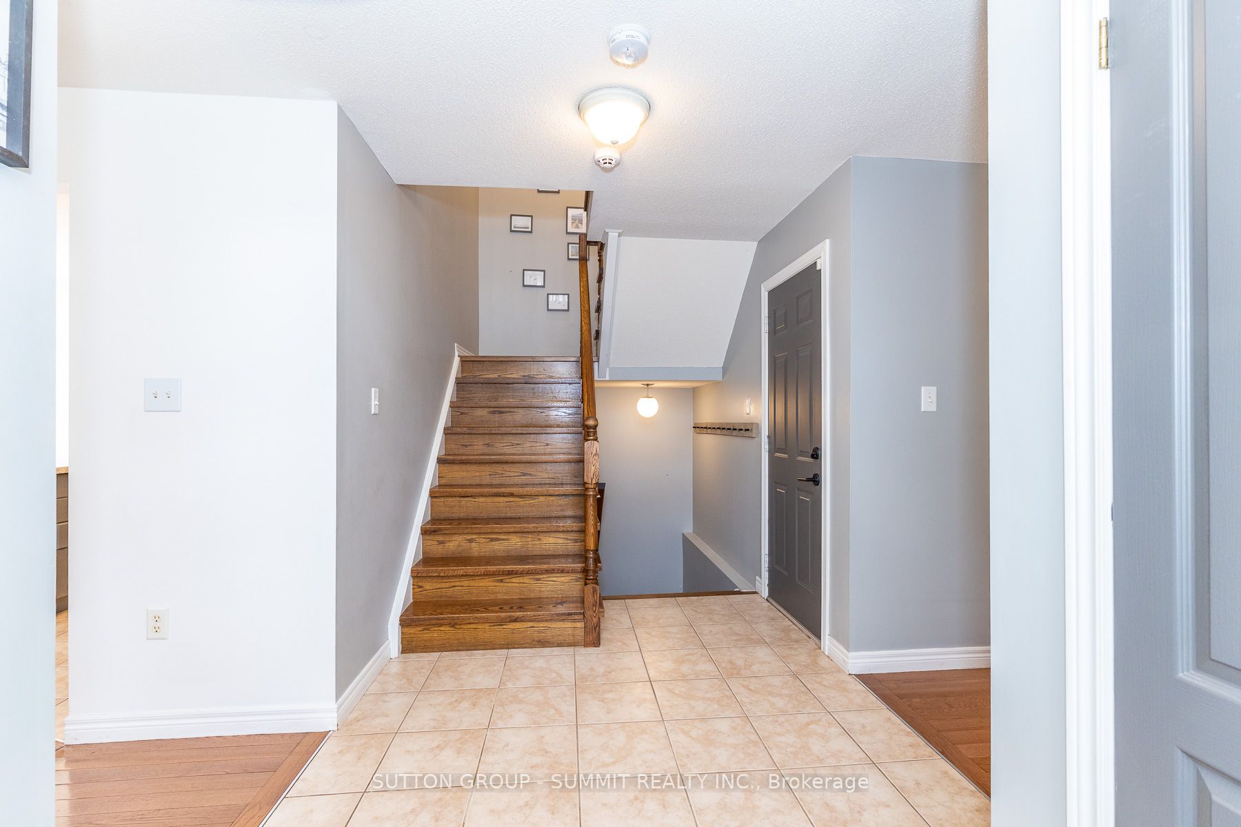 4055 Forest Run Avenue S 54