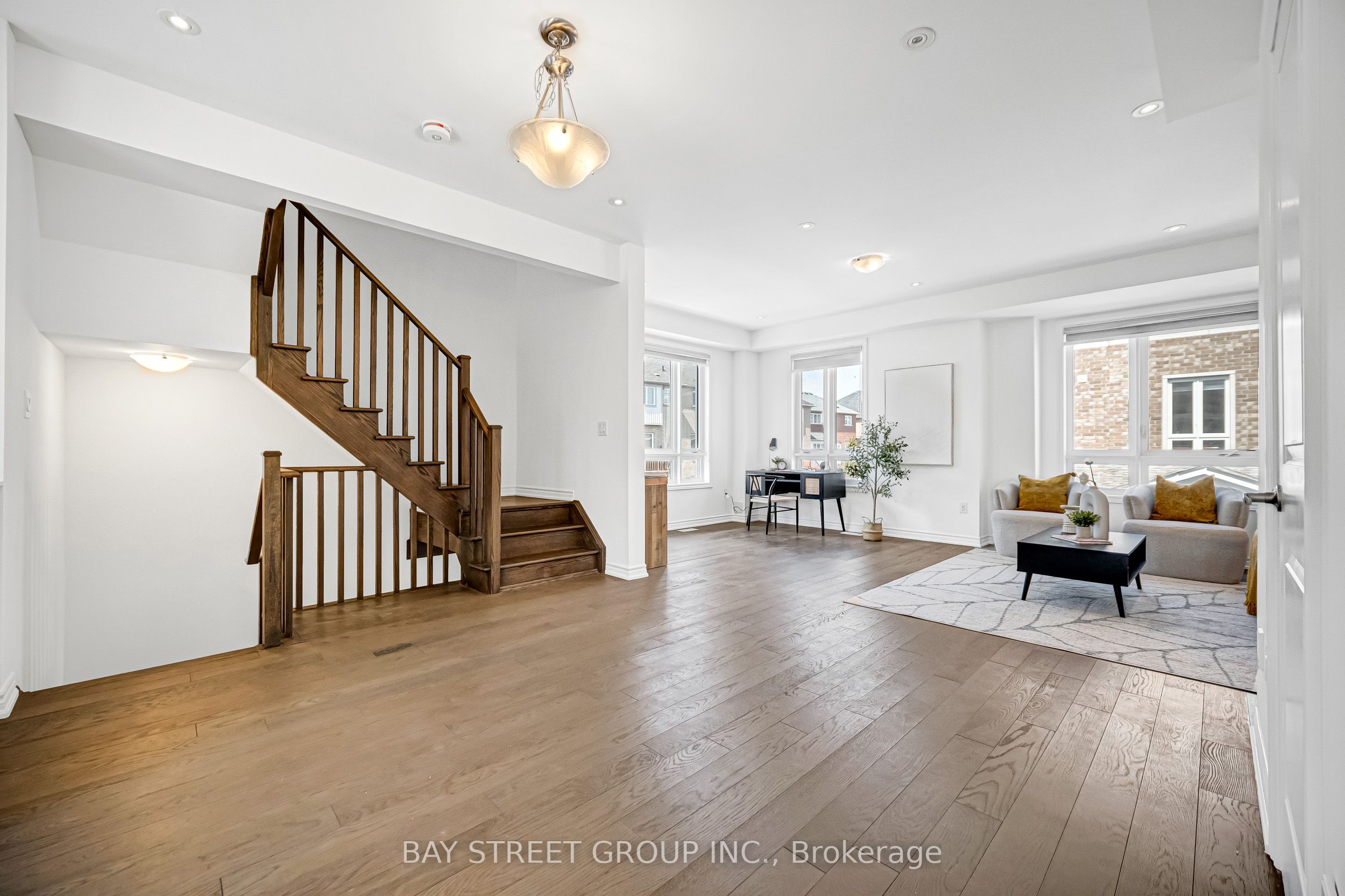 61 Massachusetts Lane