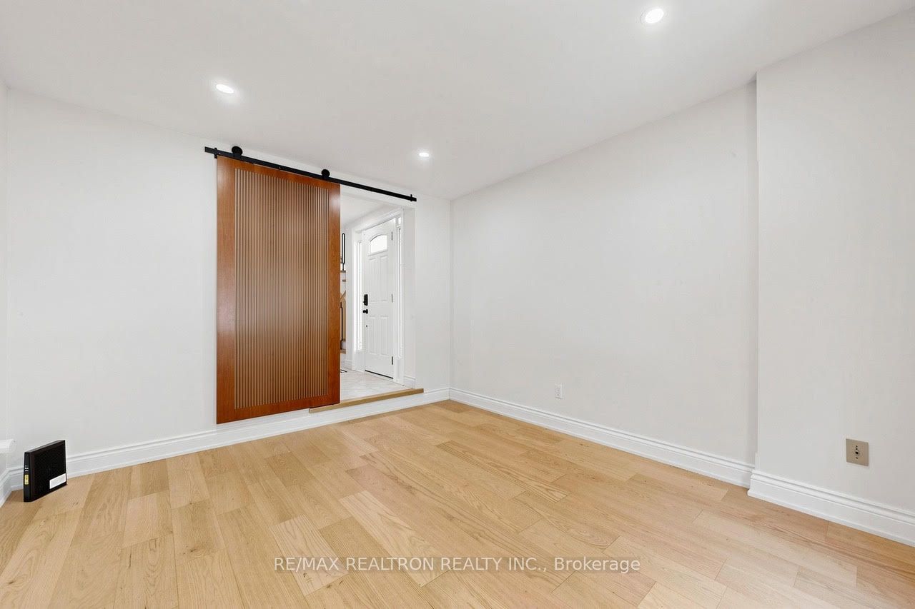 1120 Potters Wheel Crescent