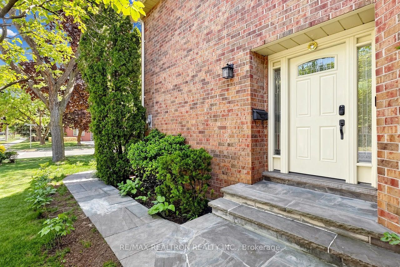 1120 Potters Wheel Crescent