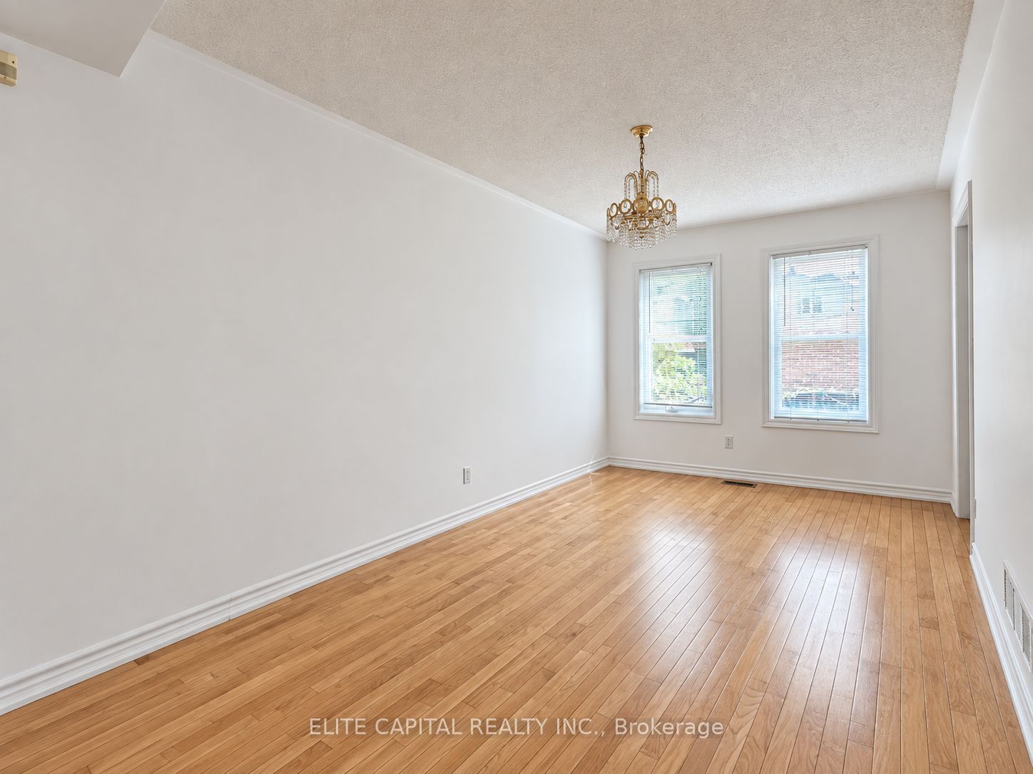 195 South Unionville Avenue