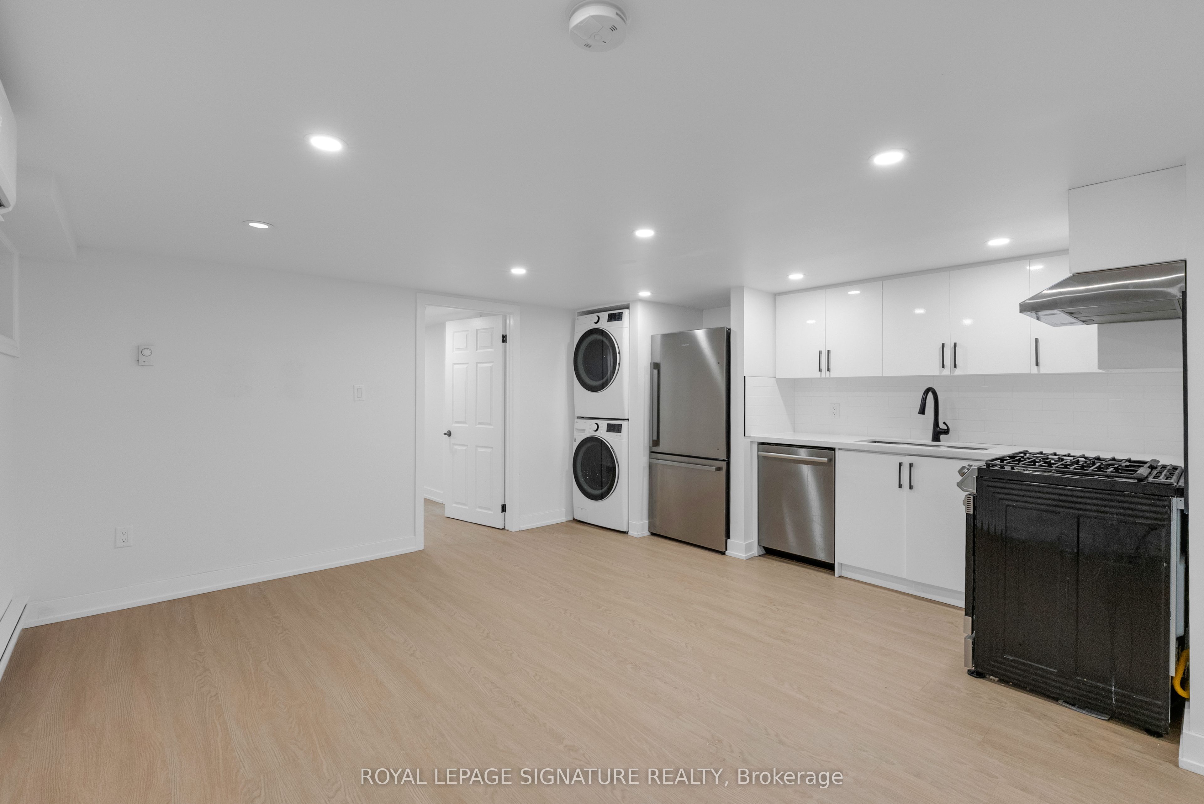 179 Beatrice Street Lower