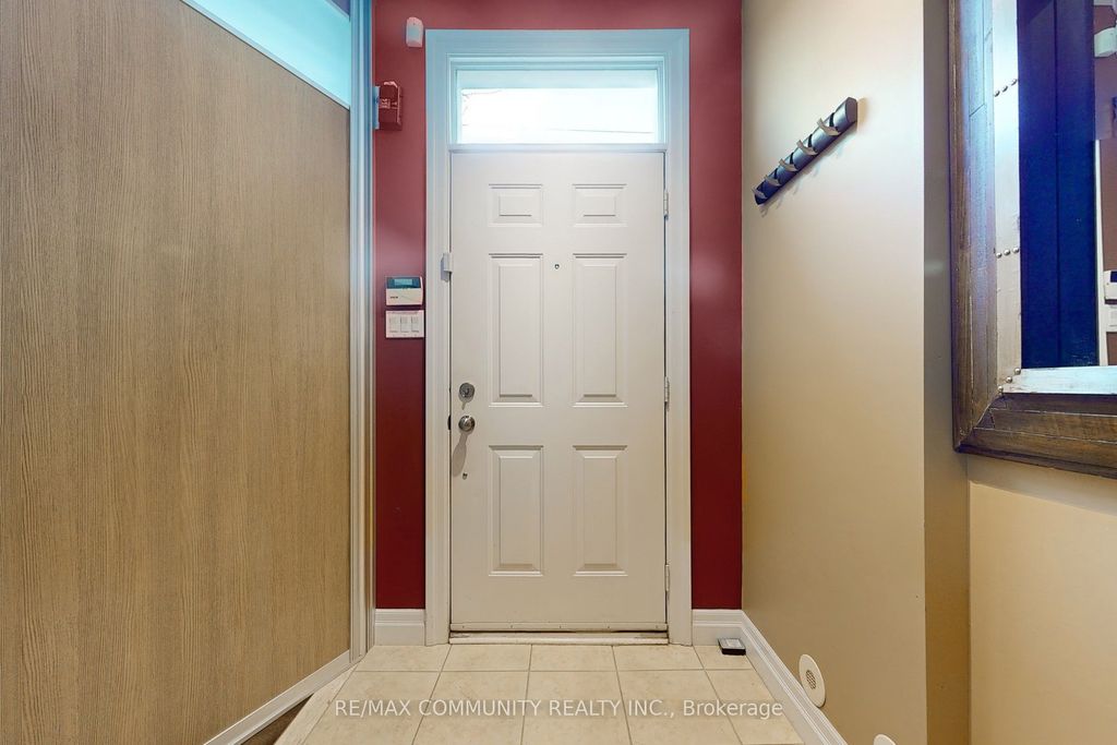 Photo of 3030 Lakeshore Boulevard W #8, Toronto, ON M8V 4C9 (MLS # W12450150)