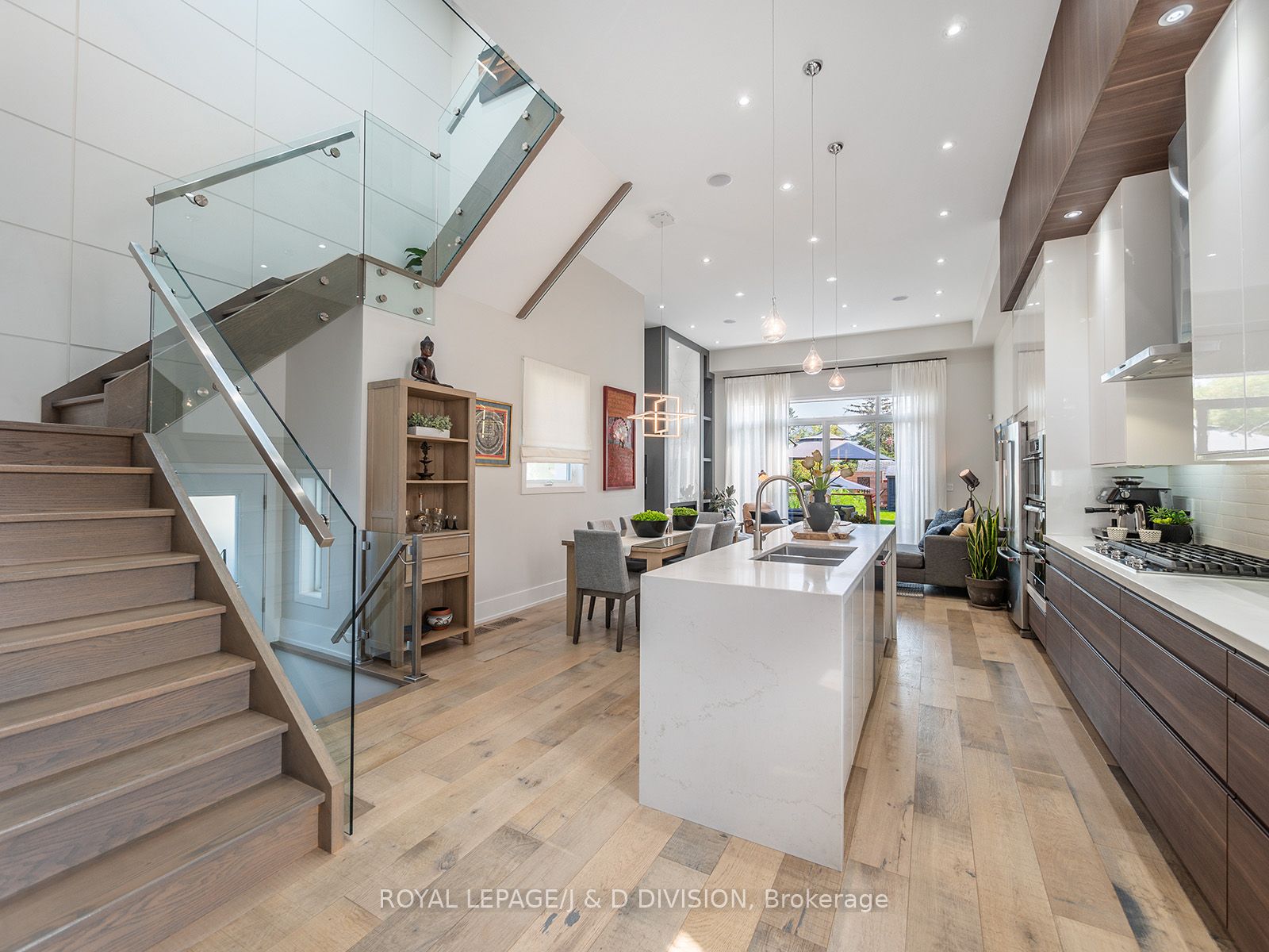 221 Virginia Avenue
