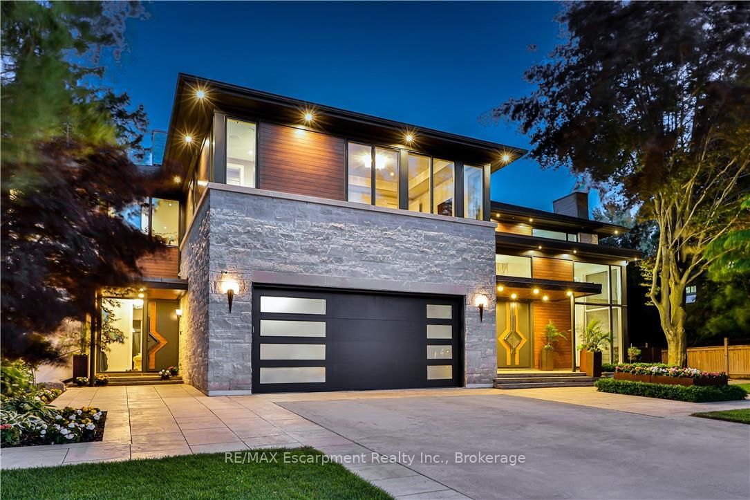 2250 Chancery Lane W