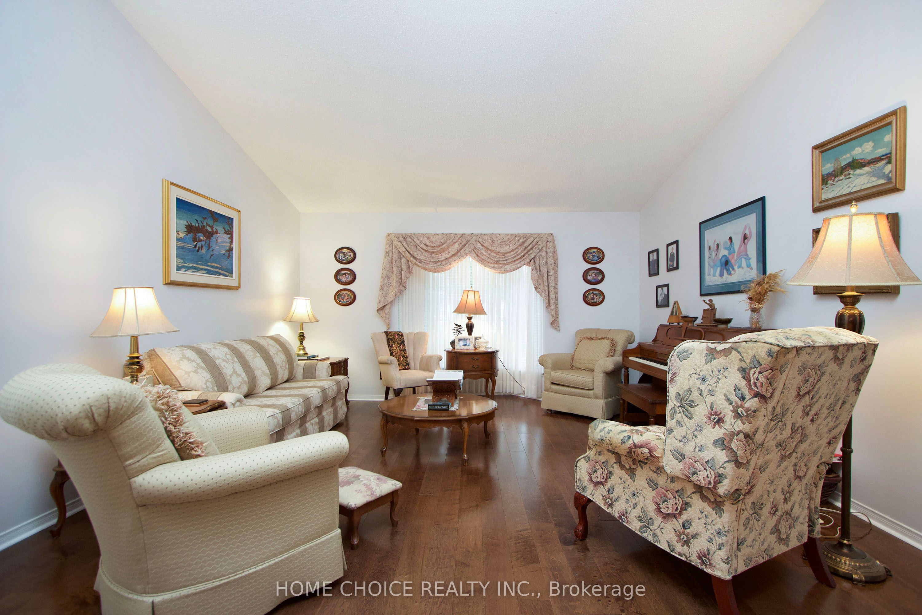27 Niagara Trail