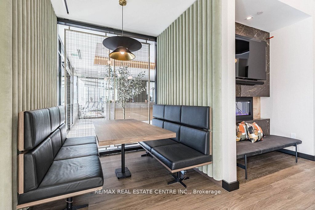 2501 Saw Whet Boulevard E 309