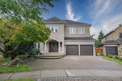 30 Goldring Crescent Markham ON L6C 1Y6
