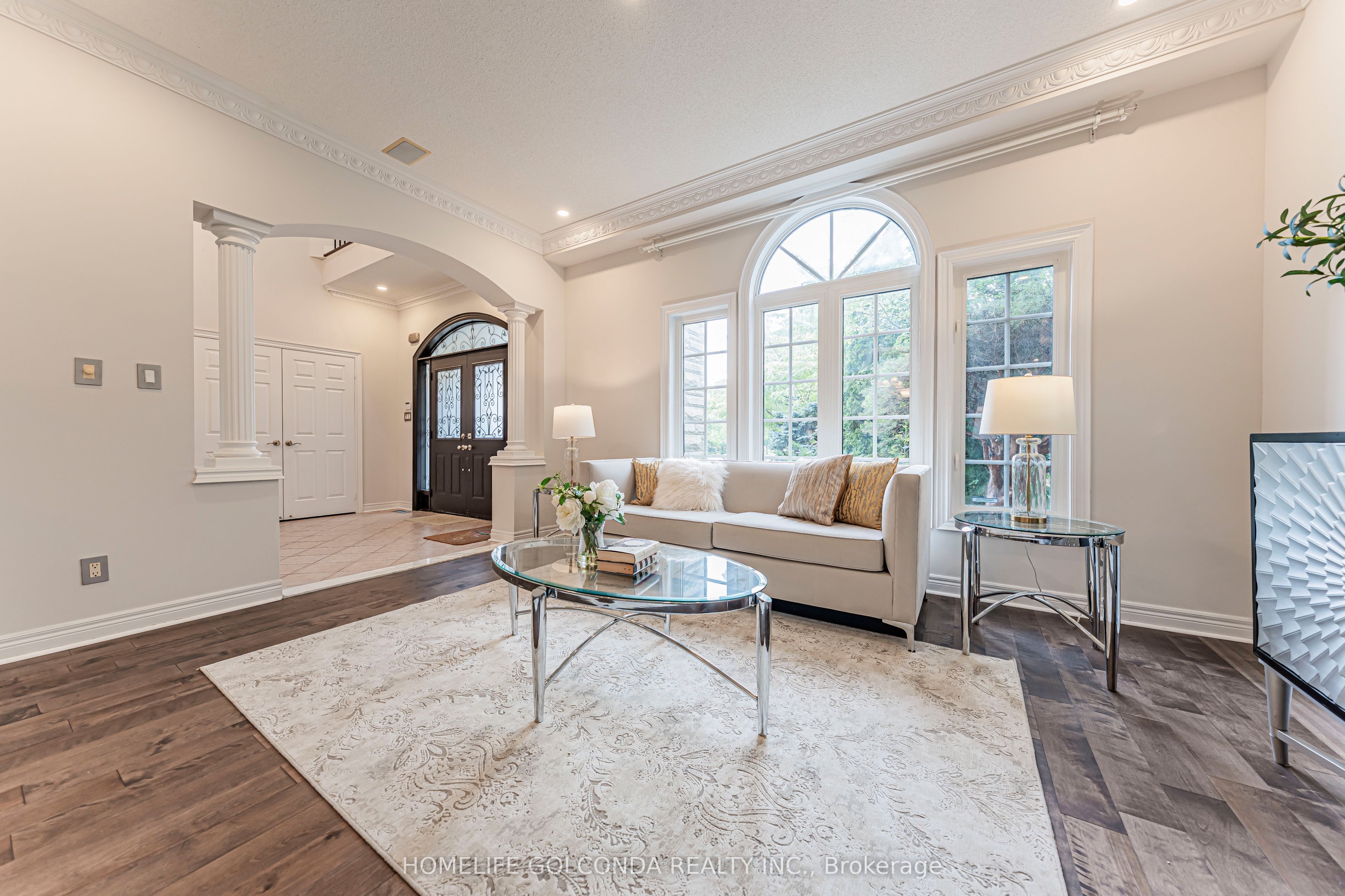 30 Goldring Crescent