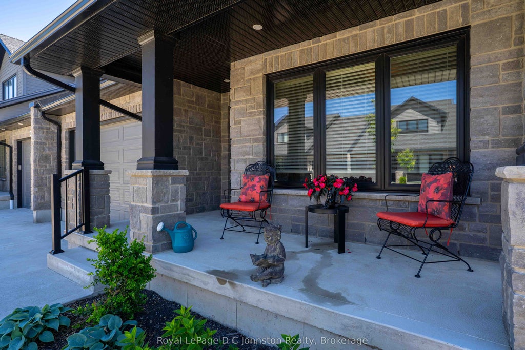 Photo of 560 Devonshire Road #16, Saugeen Shores, ON N0H 2C3 (MLS # X13491102)