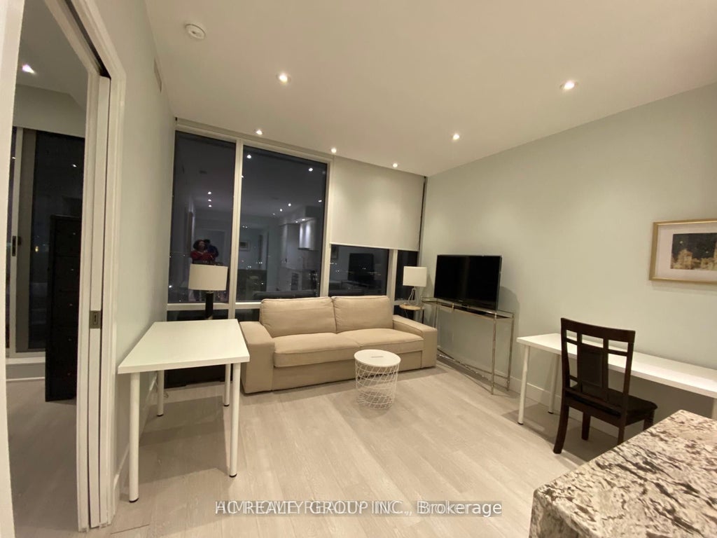 Photo of 1 Bloor Street E #4009, Toronto, ON M4W 0A8 (MLS # C14090776)