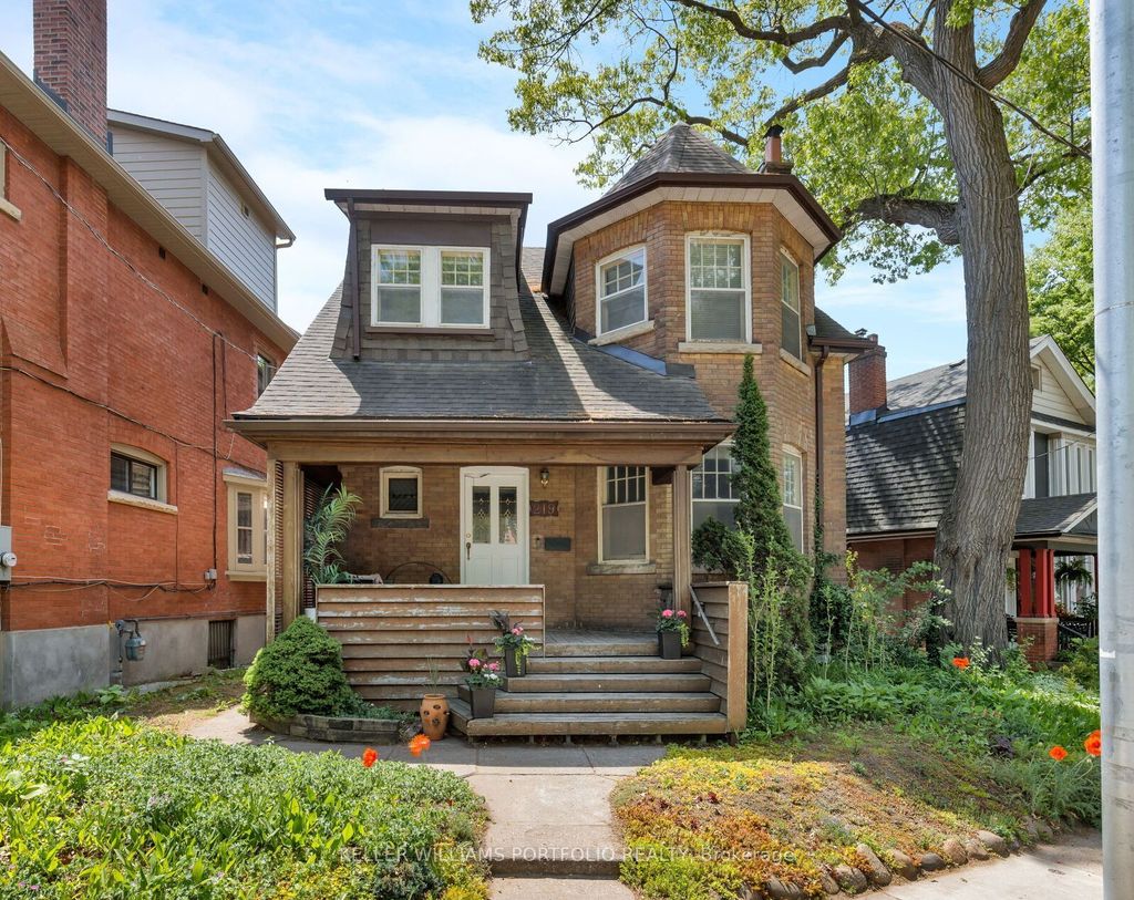 Photo of 219 Howard Park Avenue, Toronto, ON M6R 1V9 (MLS # W13418388)