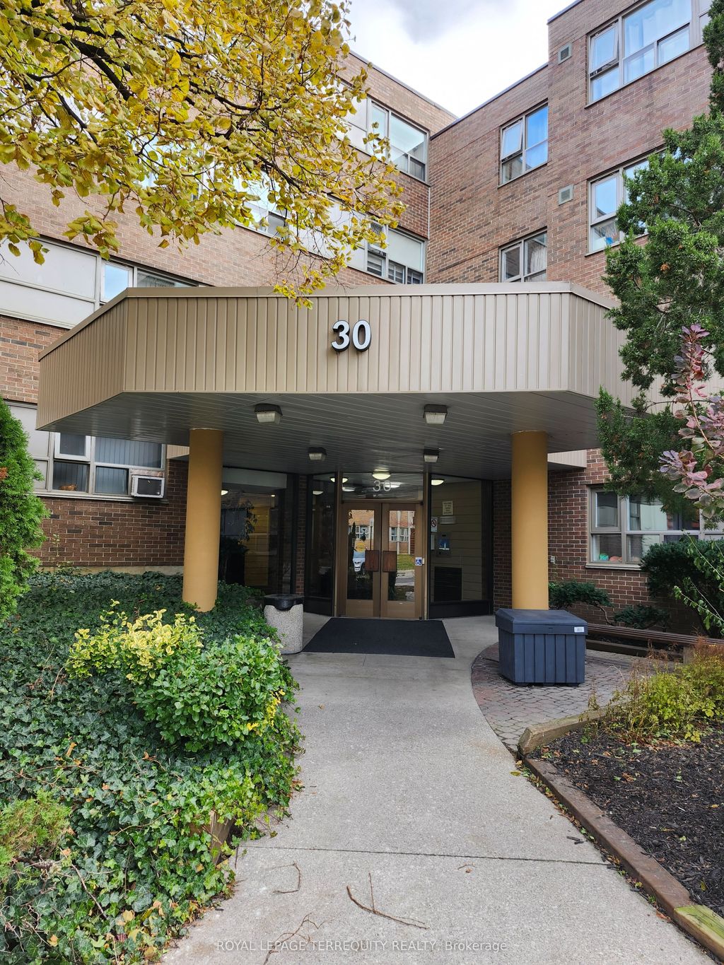 Photo of 30 Sunrise Avenue #202, Toronto, ON M4A 2R3 (MLS # C12559002)