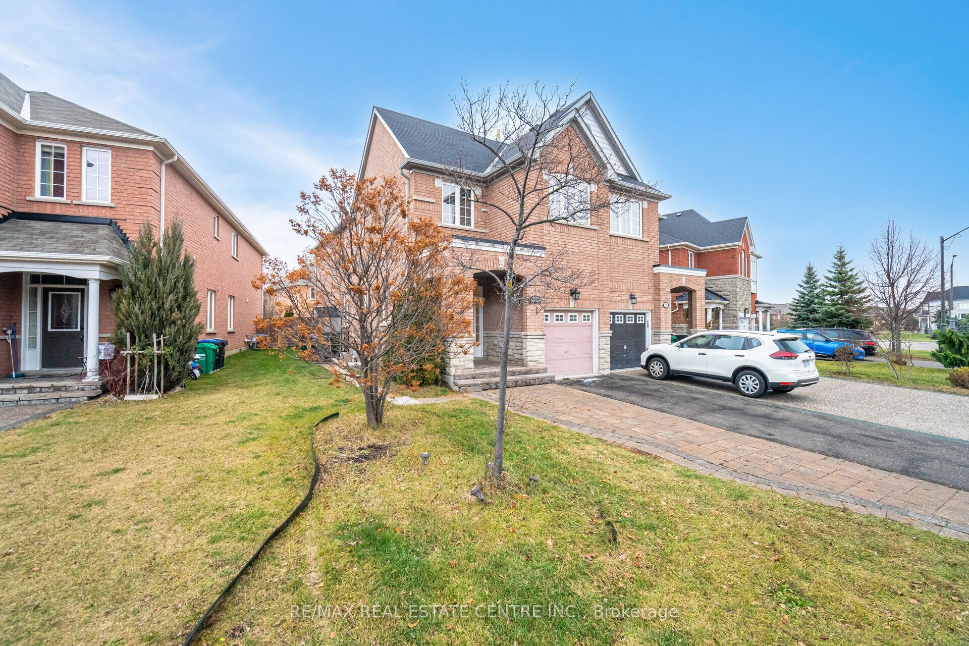 5099 Nestling Grove E