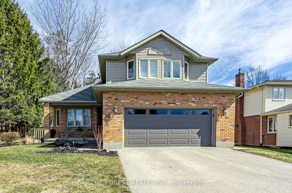 Photo of 14 Eric Drive, Thames Centre, ON N0L 1G1 (MLS # X12864586)