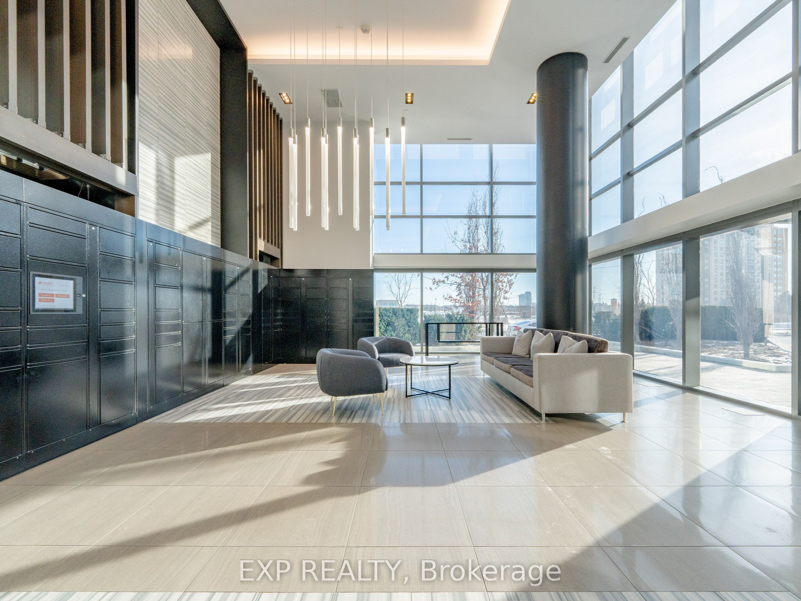 65 Oneida Crescent 102