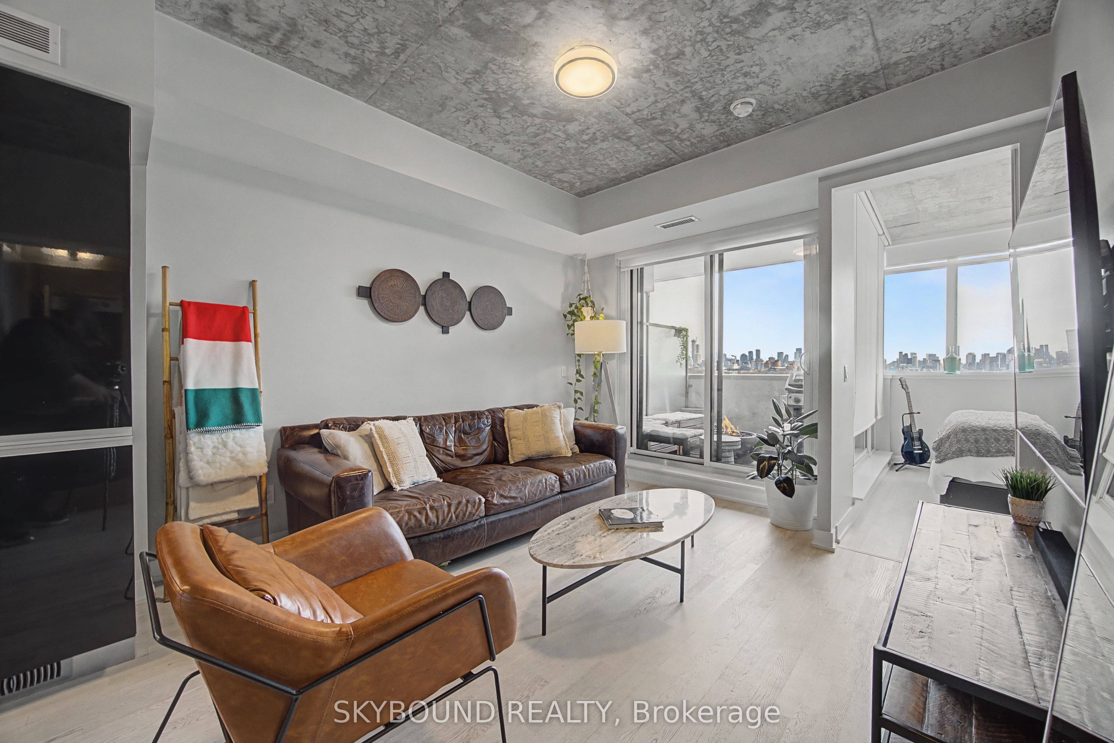 20 Minowan Miikan Lane 1023