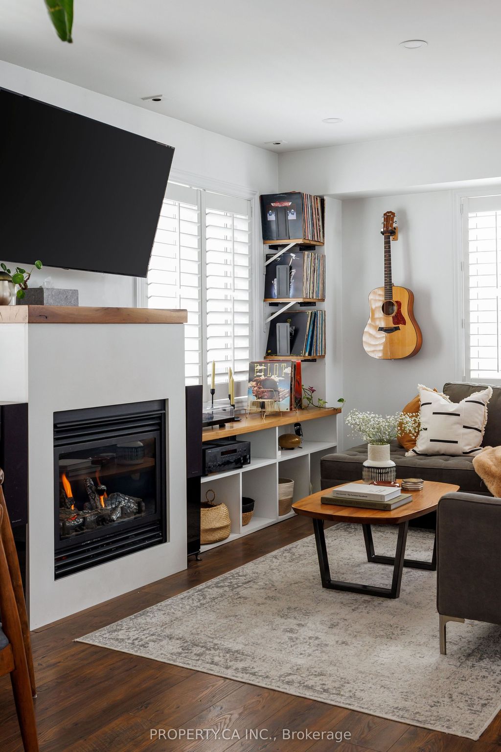 Photo of 12 Sudbury Street #819, Toronto, ON M6J 3W7 (MLS # C13228288)