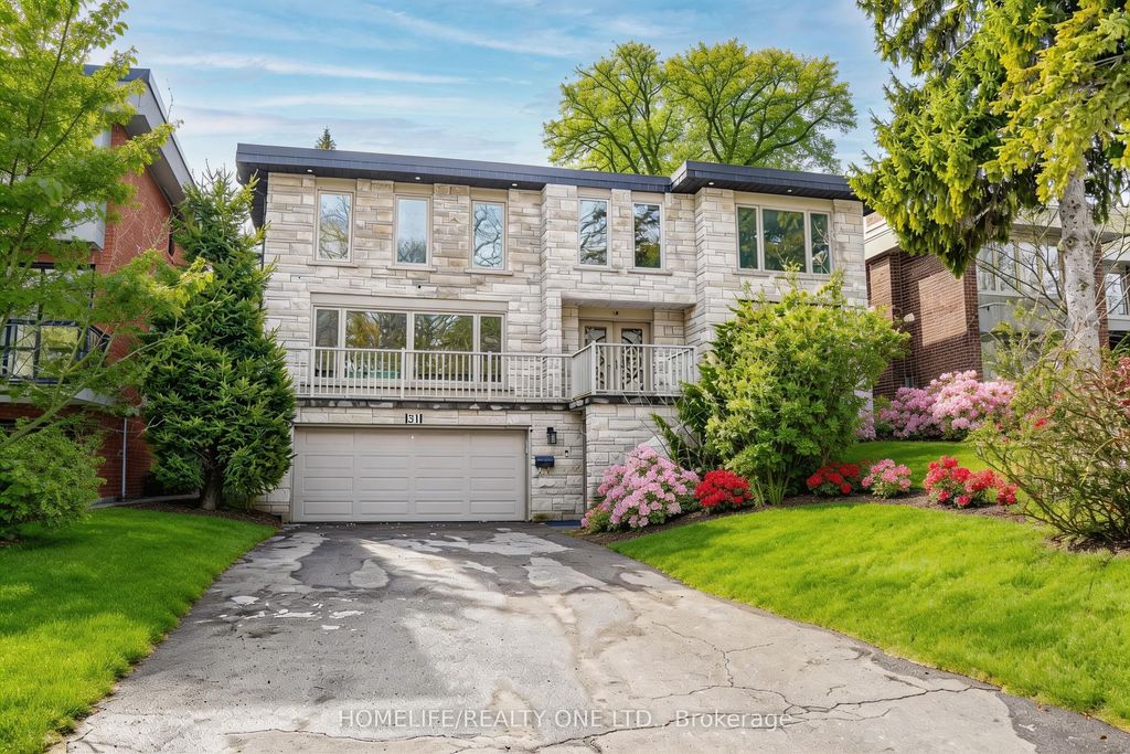Photo of 31 Bearwood Drive, Toronto, ON M9A 4G5 (MLS # W12975692)