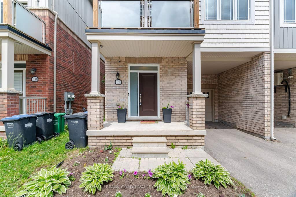 Photo of 12 Frank Lane, Caledon, ON L7C 4C9 (MLS # W13410896)